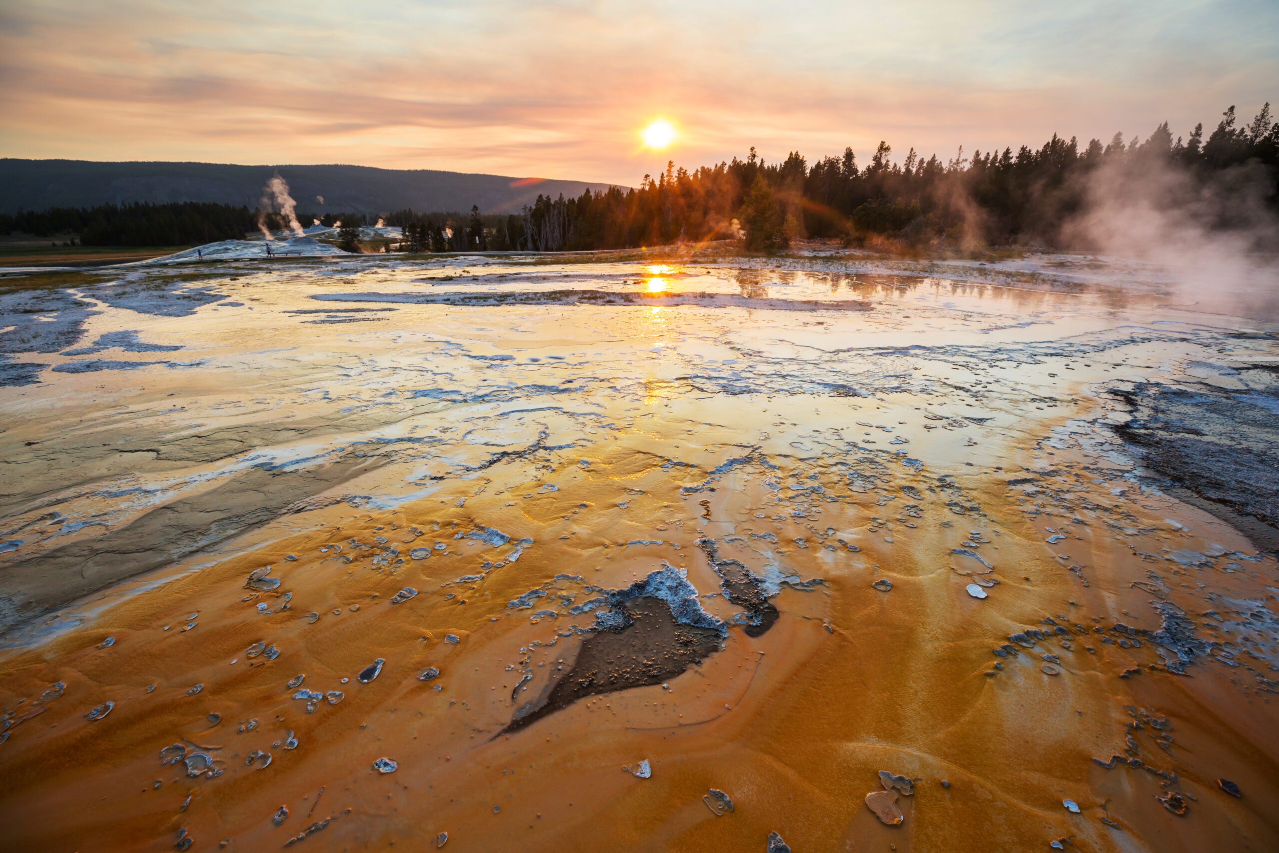 yellowstone sunset image
